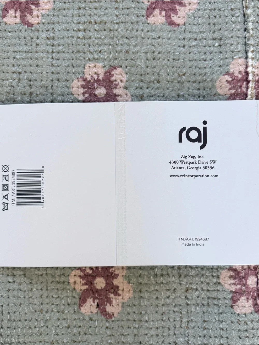 NWT raj soft floral reversible throw rug